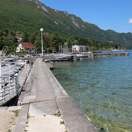 Pieds Dans L'Eau Au Lac Du Bourget Ле-Бурже-дю-Лак Экстерьер фото