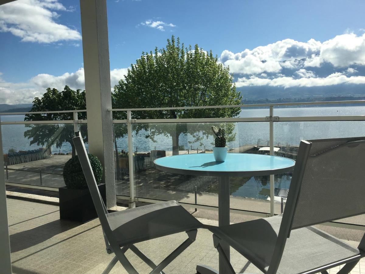 Pieds Dans L'Eau Au Lac Du Bourget Ле-Бурже-дю-Лак Экстерьер фото